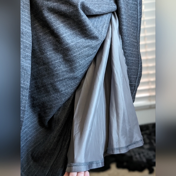 Vintage style pinstripe wool skirt - Picture 4 of 7